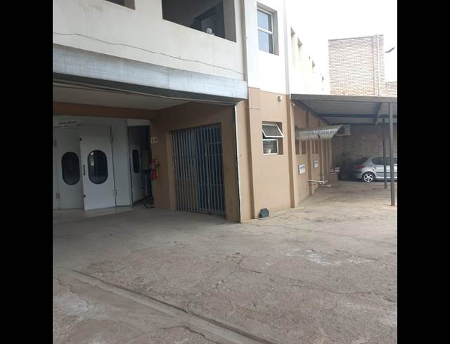 1,600M² WAREHOUSE TO LET IN WESTGATE