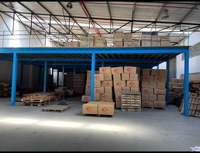 740M² WAREHOUSE TO LET IN GLEN ANIL