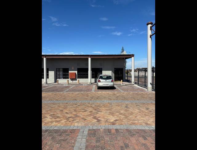 146.50M² OFFICE TO LET IN PEERLESS PARK WEST