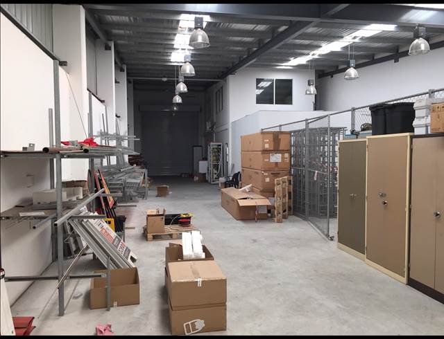 758M² FACTORY TO LET IN AIRPORT INDUSTRIA