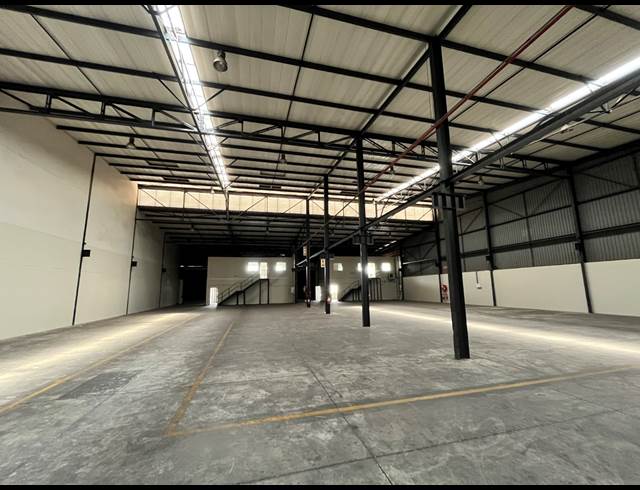 2,020M² WAREHOUSE TO LET IN ELANDSFONTEIN