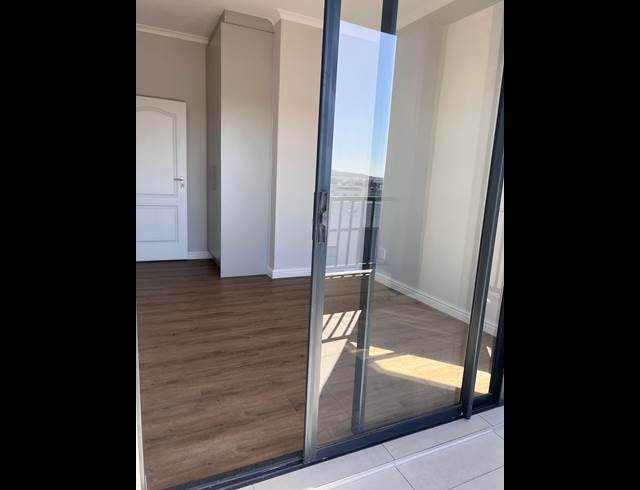 3 BEDROOM APARTMENT TO LET IN SANDOWN