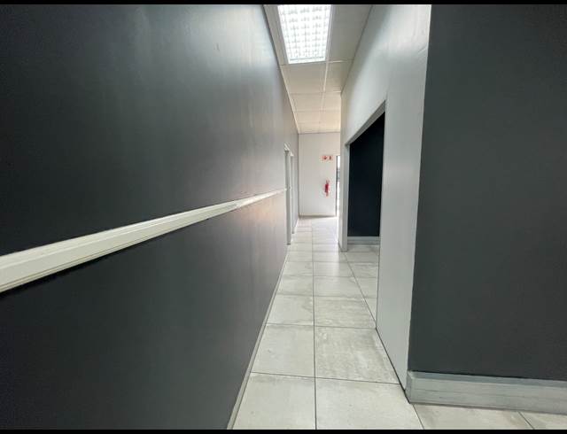 108M² OFFICE TO LET IN IMPALA PARK