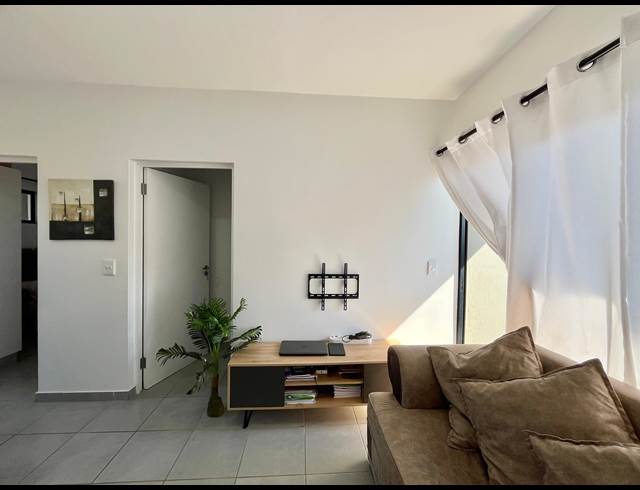 2 BEDROOM APARTMENT TO LET IN SHEFFIELD BEACH