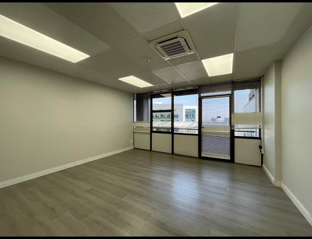 897M² OFFICE TO LET IN SANDTON CENTRAL