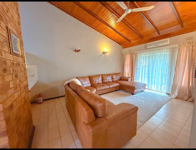 3 BEDROOM APARTMENT TO LET IN NYALA PARK