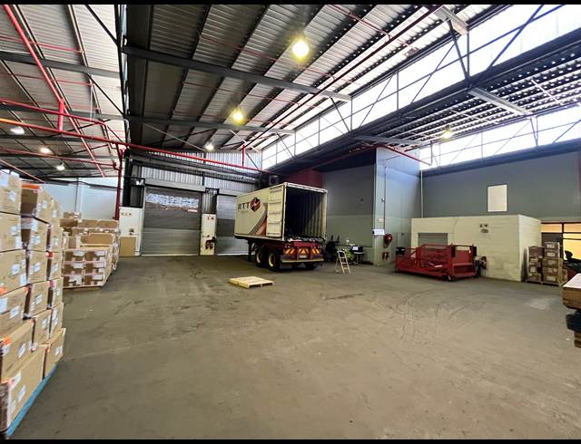5,552M² WAREHOUSE TO LET IN EPPING INDUSTRIAL