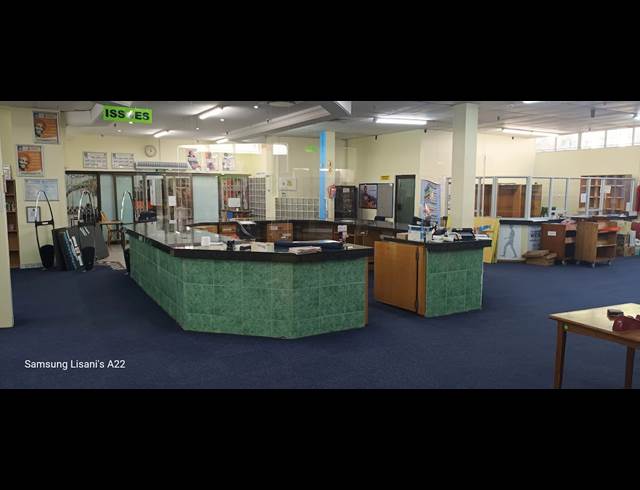 1,096M² BUSINESS CENTRE TO LET IN GLENWOOD