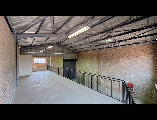 188M² WAREHOUSE TO LET IN HONEYDEW