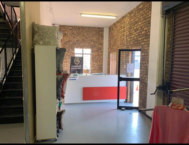 191M² WAREHOUSE TO LET IN STRIJDOMPARK