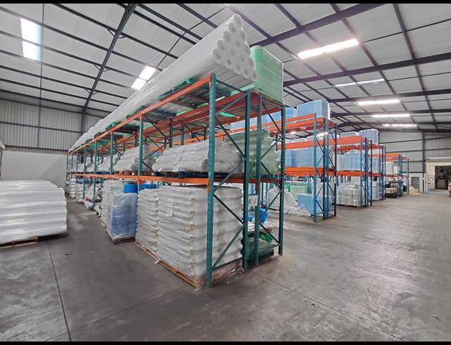 2,100M² WAREHOUSE TO LET IN CLAYVILLE