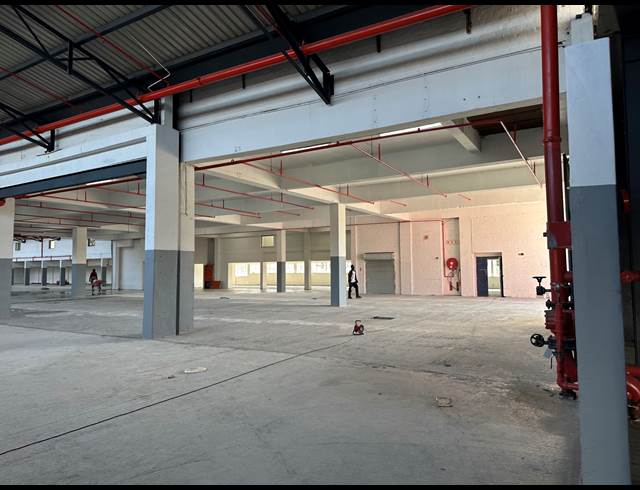 7,194M² WAREHOUSE TO LET IN EPPING INDUSTRIAL