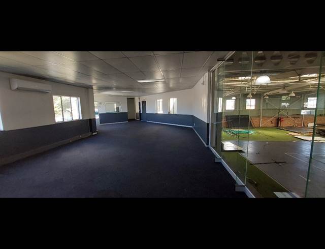 2,316M² WAREHOUSE TO LET IN ROOIHUISKRAAL
