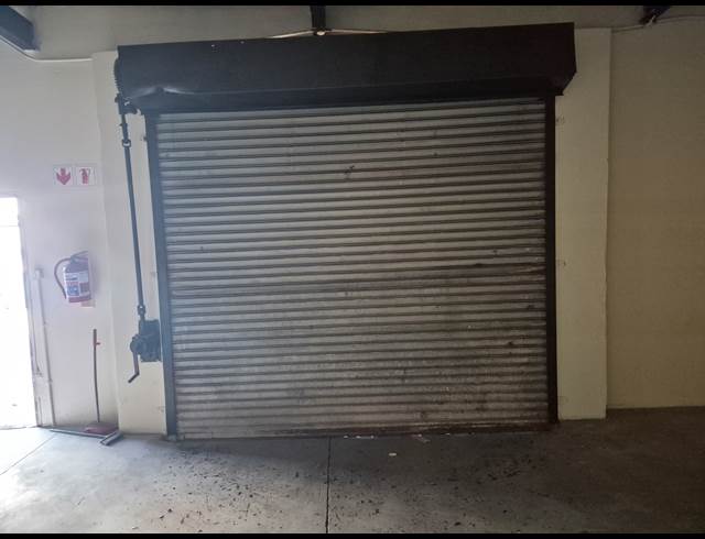 62M² MINI FACTORY TO LET IN DENVER
