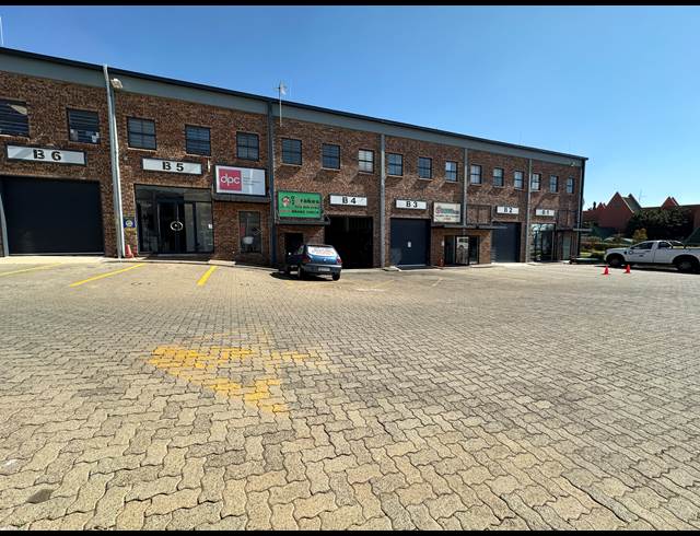 400M² WAREHOUSE TO LET IN HIGHVELD BUSINESS PARK