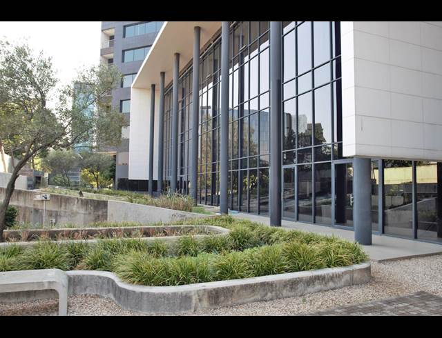 410M² OFFICE TO LET IN SANDOWN