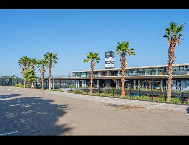 107.30M² BAR/PUB TO LET IN PORT ZIMBALI