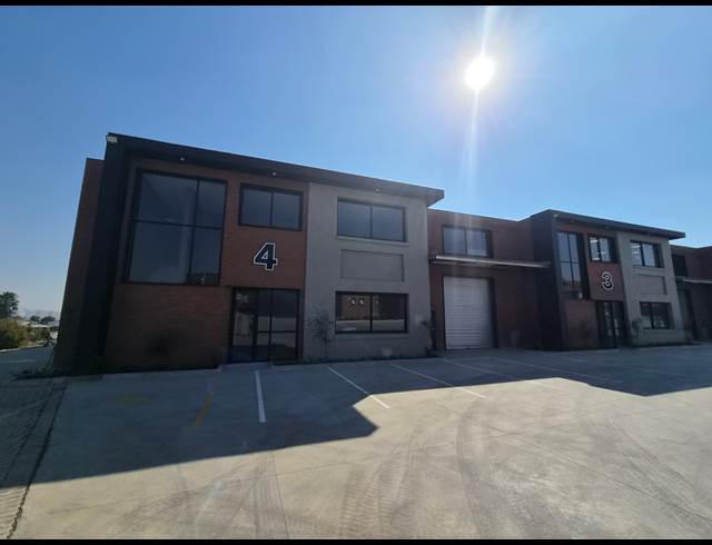 2,104M² OFFICE TO LET IN SAMRAND BUSINESS PARK