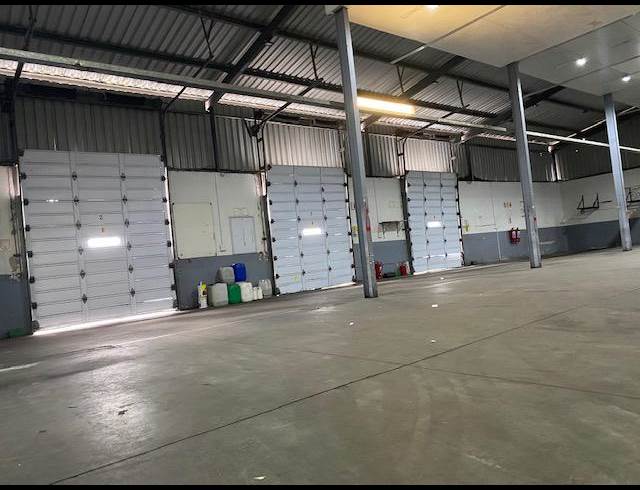 1,804M² FACTORY TO LET IN PHILIPPI