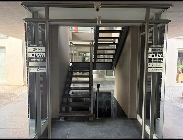 215M² OFFICE TO LET IN DURBANVILLE CENTRAL