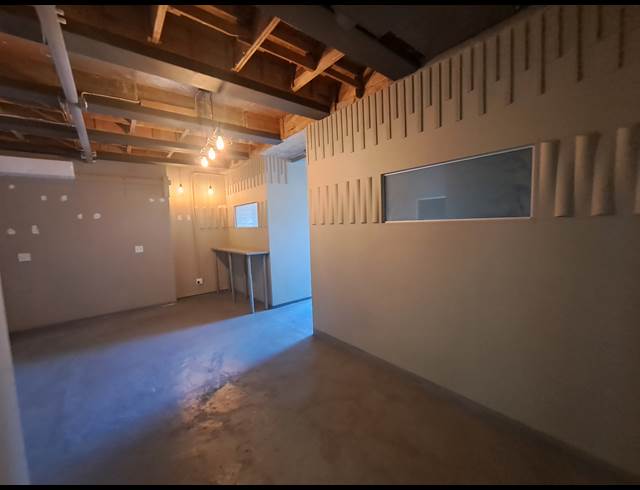 79M² OFFICE TO LET IN CRAIGHALL