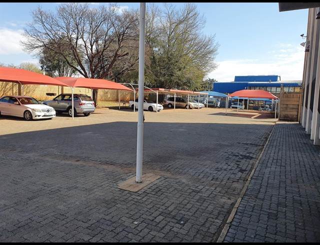 3,400M² WAREHOUSE TO LET IN SPARTAN