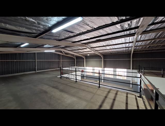 284M² WAREHOUSE TO LET IN STORMILL