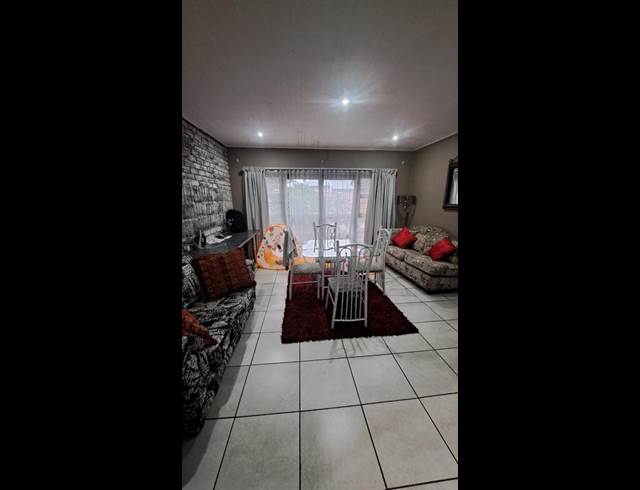 4 BEDROOM PROPERTY TO RENT IN PETERSFIELD