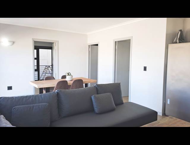 2 bed property to rent in OBSERVATORY