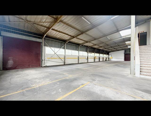 625M² WAREHOUSE TO LET IN MEADOWDALE