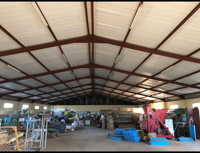 BUSINESS PROPERTY TO RENT IN TWEEFONTEIN