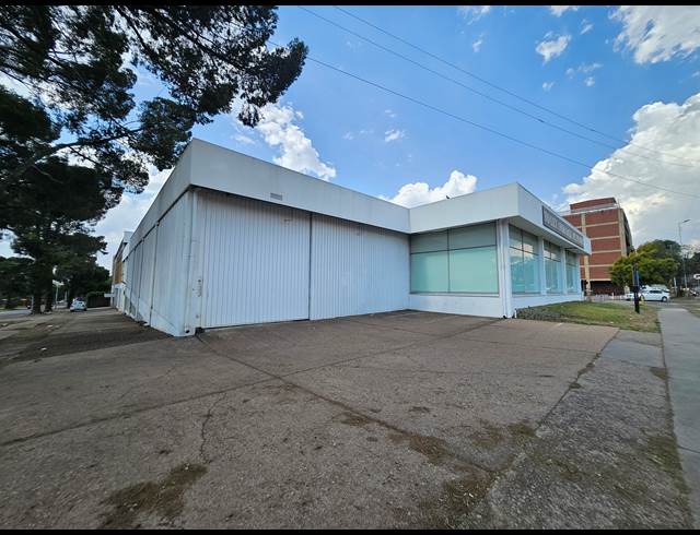 7,011M² WAREHOUSE TO LET IN PRETORIA WEST