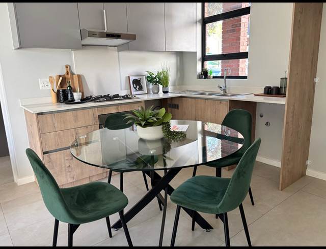 2 BEDROOM APARTMENT TO LET IN BRYANSTON