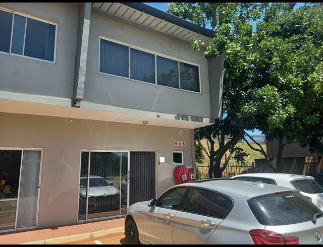83M² OFFICE RENTED IN BALLITO CENTRAL
