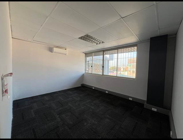 1,206M² OFFICE TO LET IN WINDERMERE