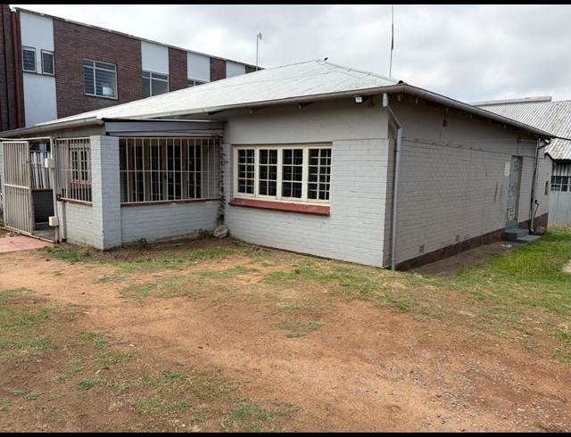 130M² OFFICE TO LET IN WEST TURFFONTEIN