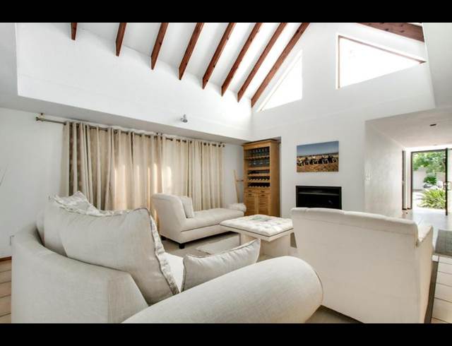 3 BEDROOM PROPERTY TO RENT IN DAINFERN GOLF ESTATE