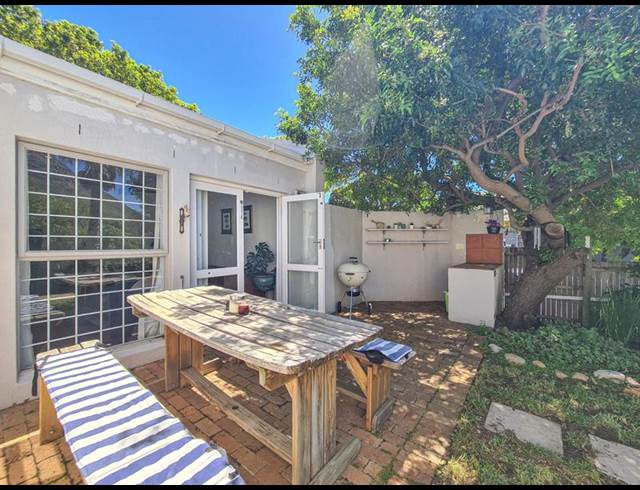 3 BEDROOM PROPERTY TO RENT IN HOUT BAY CENTRAL