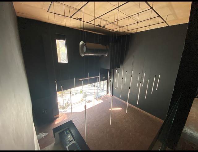 400M² OFFICE TO LET IN WOODSTOCK