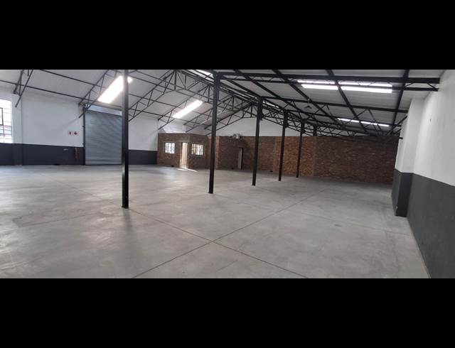 353M² BUILDING TO LET IN BENONI SOUTH