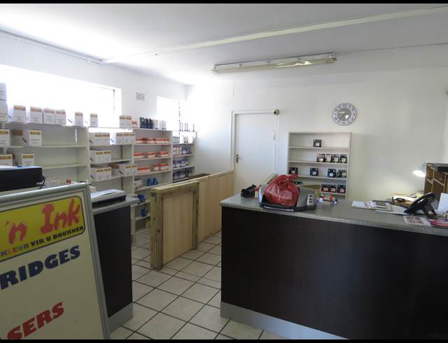 80M² RETAIL RENTED IN LOCHNERHOF