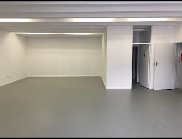 200M² WAREHOUSE TO LET IN OTTERY