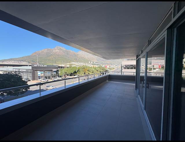 2,402M² OFFICE TO LET IN FORESHORE