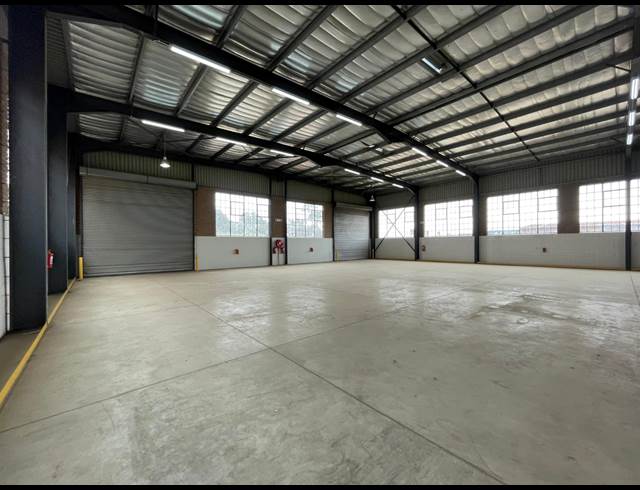 1,250M² WAREHOUSE TO LET IN CHLOORKOP