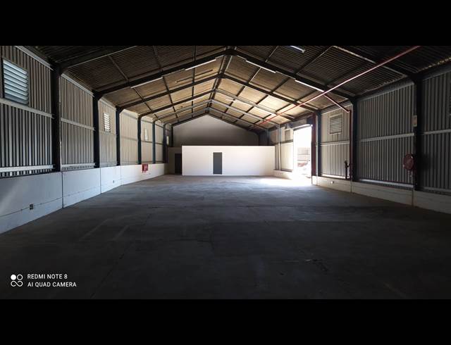 483M² WAREHOUSE TO LET IN EPPING INDUSTRIAL