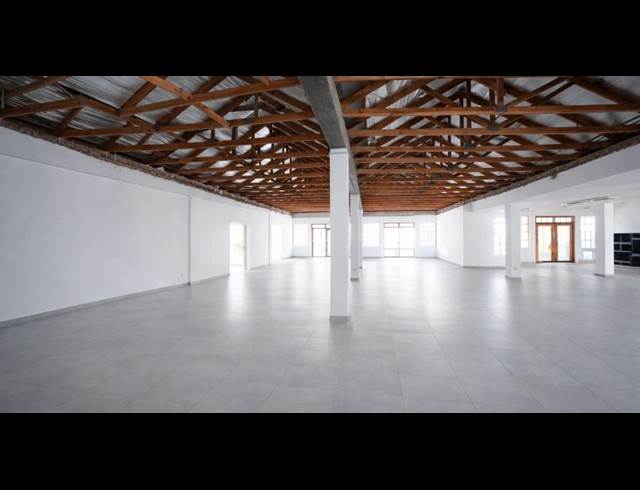 461M² BUSINESS CENTRE TO LET IN NELSPRUIT CENTRAL