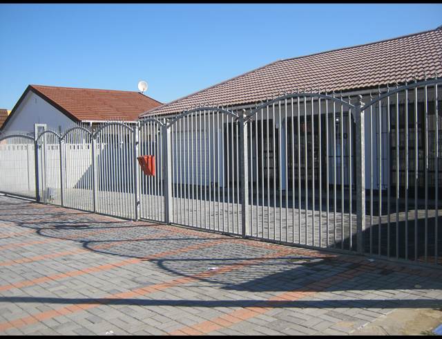 280M² BUILDING TO LET IN STRAND CENTRAL