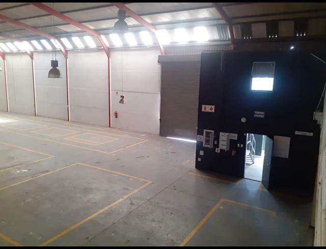 857M² WAREHOUSE TO LET IN KILLARNEY GARDENS