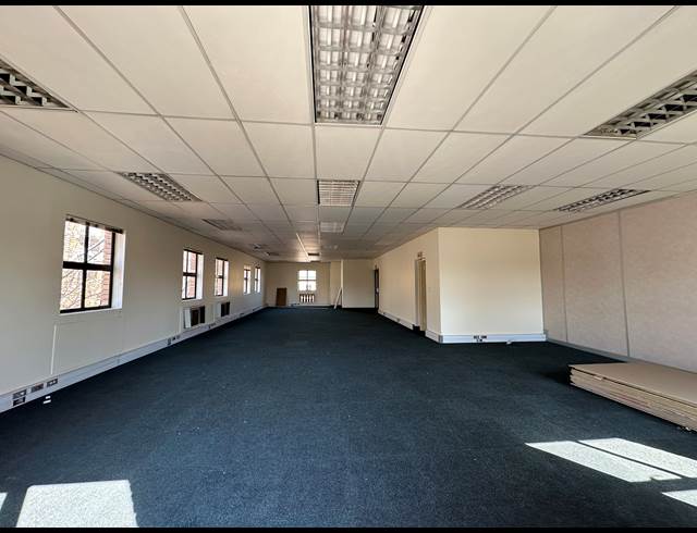 150M² OFFICE TO LET IN HIGHVELD TECHNOPARK