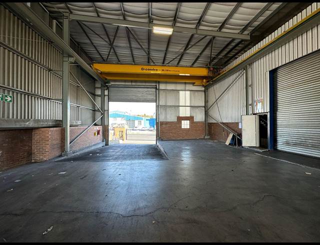 1,796M² WAREHOUSE TO LET IN STRIJDOMPARK